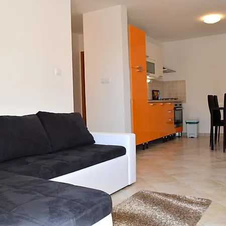 Smile Apartment